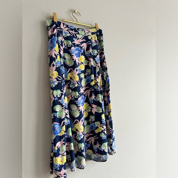 Talbots Navy Blue Floral Skirt | Size 10 | Floral Midi  Spring Easter Skirt - Picture 2 of 7